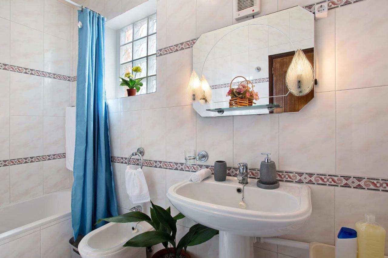 Apartamento Maria Canhas Екстериор снимка
