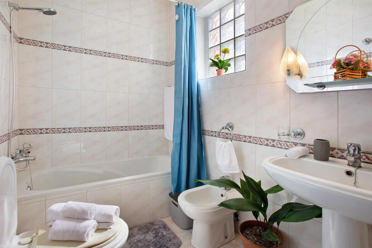 Apartamento Maria Canhas Екстериор снимка